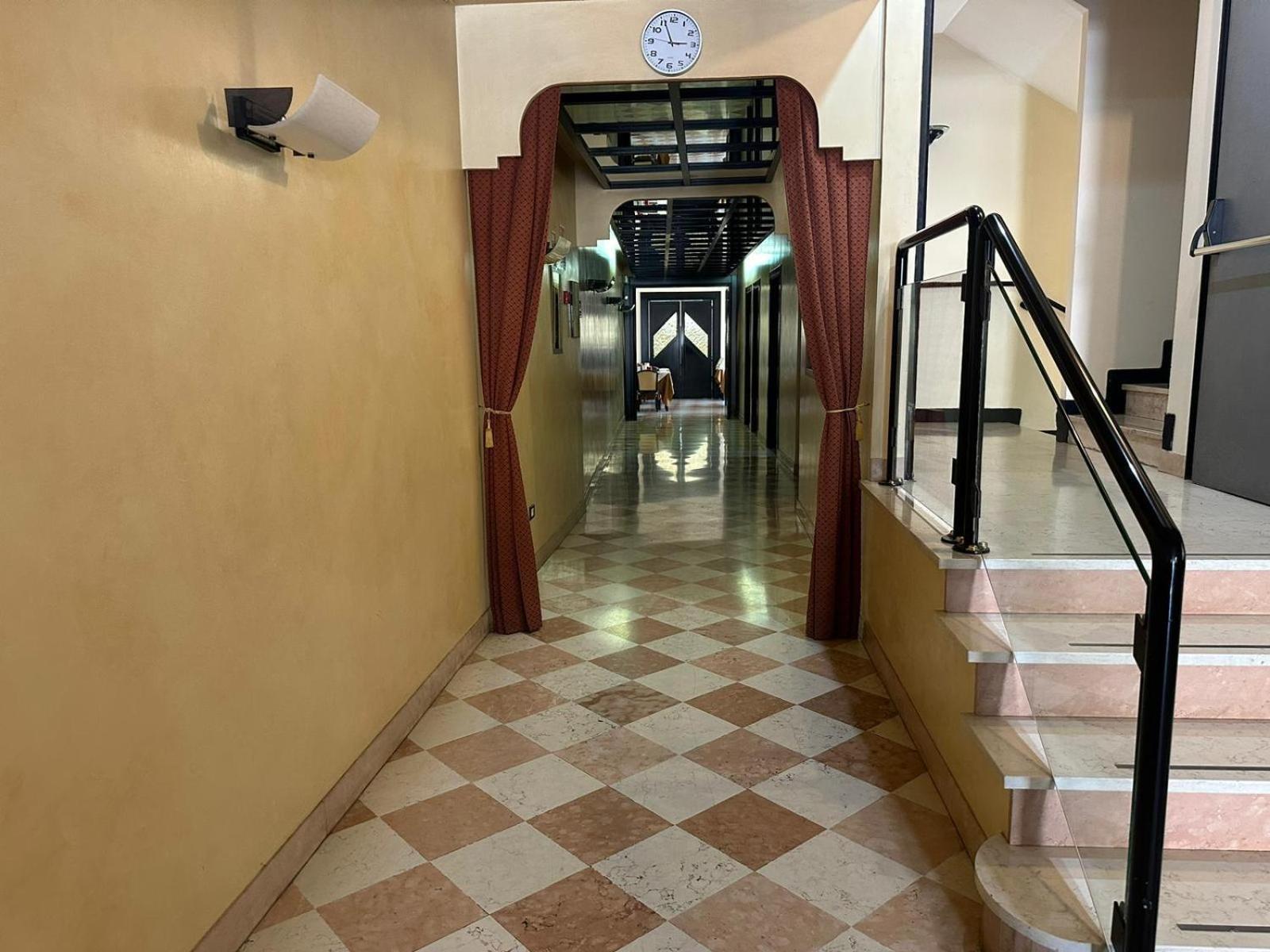 Hotel Raffaello Venice Spinea Exterior photo